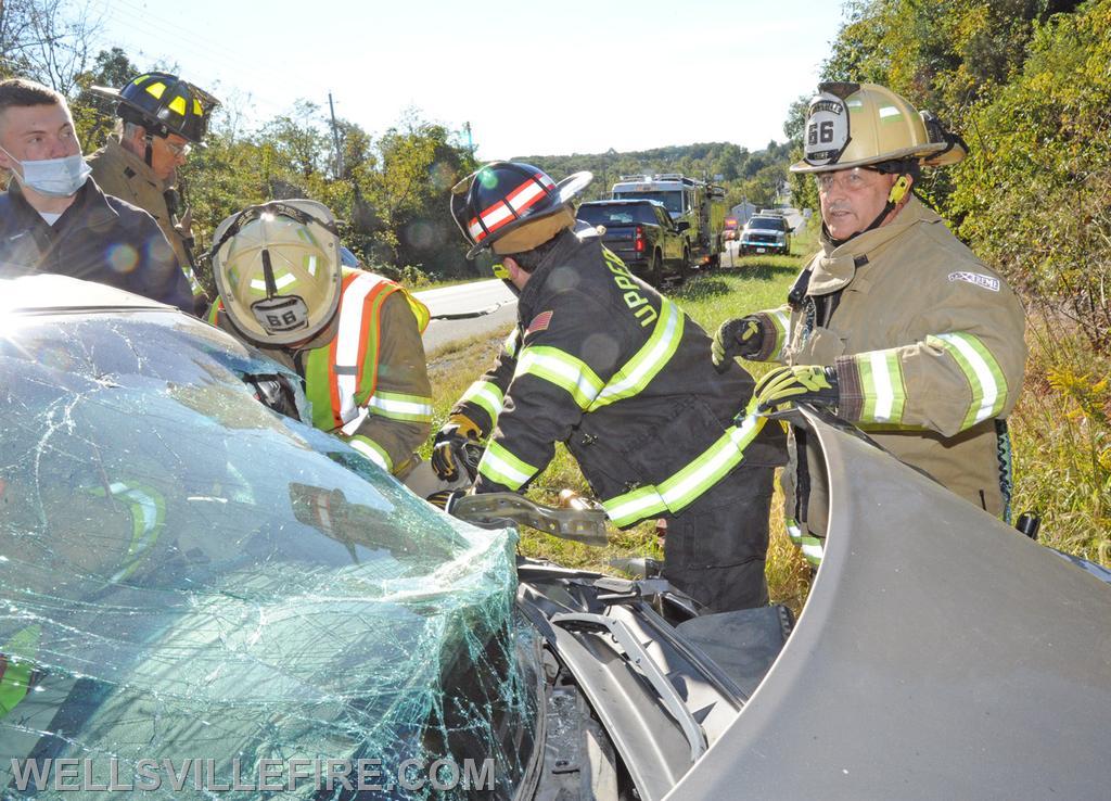 10-1-21 crash on Old York Road.  photos by curt werner