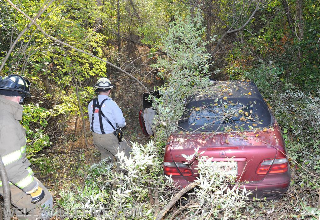 11/11/21 crash rescue on nineteen hundred block of Old York Road, Warrington Township.  photo by curt werner