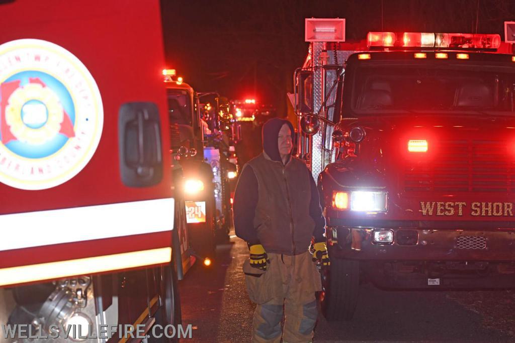 arly Thursday morning, 4:20 a.m. February 20, a mobile home fire broke out  in the 600 block of Yeager Road.  photos by curt werner