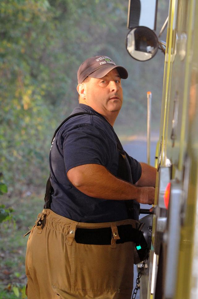 Mobile Home Filled with smoke on Friday morning, September 20.  Photo by Curt Werner