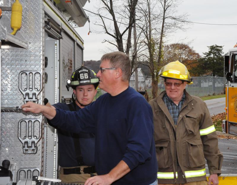 House Fire in Kralltown on Saturday, November 7, 2015.  Photos by Curt Werner