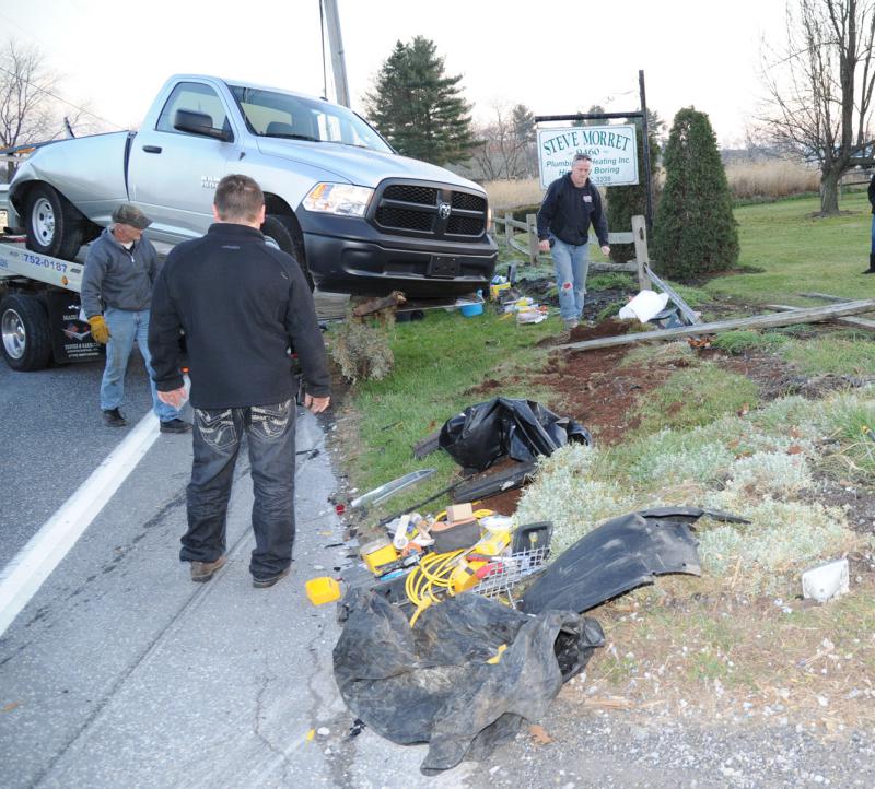 Rear end collision on Carlisle Road, 12/11/15.  photo by Curt Werner