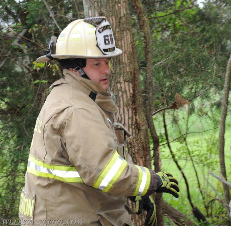 4/25/17, vehicle into trees on Pinetown Road.  photos by Curt Werner