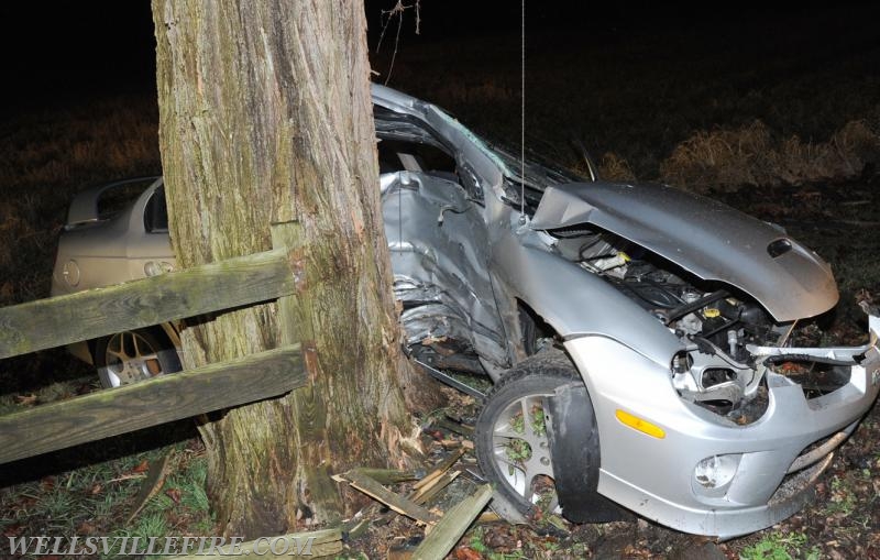 12/23/17 car into tree on Ridge Road, photo by curt werner
 