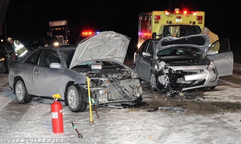 1/4/18 three vehicle crash on Rossville Road due to slippery roads.  photo by curt werner
