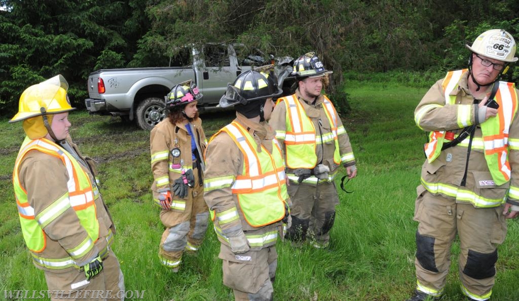 6/4/18, vehicle into tree on Harmony Grove Road. photos by curt werner