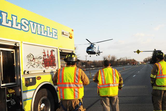 Wreck on 15 South & Golf Course Road. 03/20/14. photos by Curt Werner