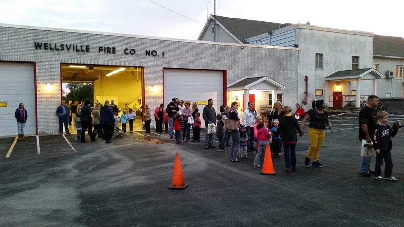 2014 Fire Prevention Night and Open House - line for fire truck rides
Photo by J. Albert