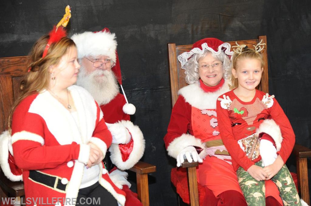 Breakfast With Santa on Saturday, December 7.  photos by curt werner