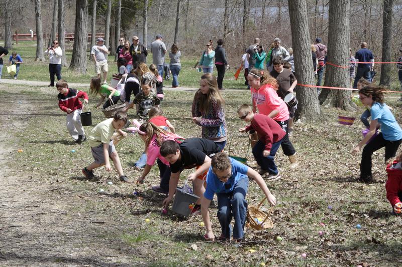 2014 Easter Egg Hunt held @ Pinchot Park - Photo by Vince Brown