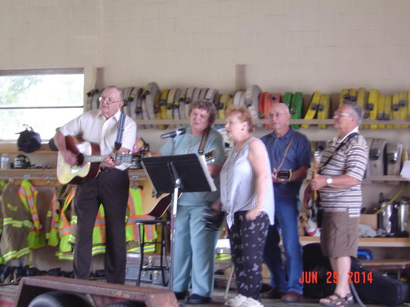 2014 Appreciation Picnic - Entertainment by &quot;The Good News&quot;