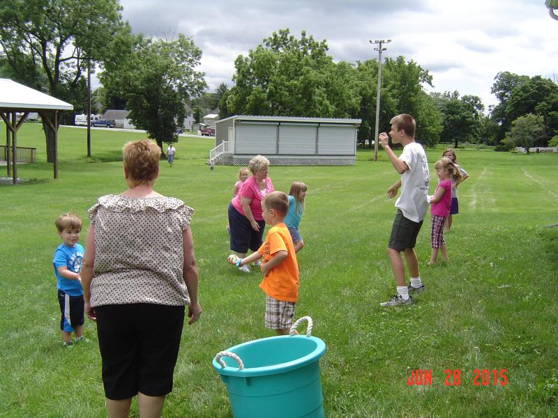 Annual Appreciation Picnic - Balloon Toss. Photo by Stacy Shank 6-28-15