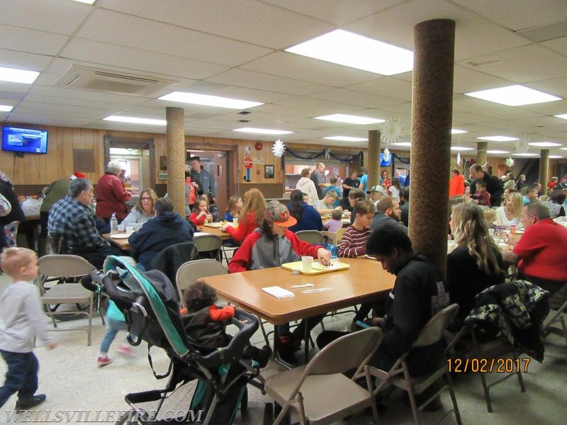 Breakfast with Santa 12-2-17 Photos by Stacy Shank