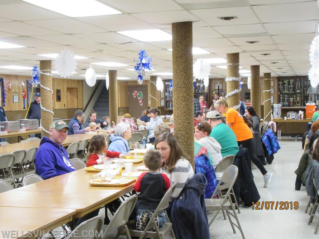 Breakfast with Santa 2019 - Photo by Stacy Shank