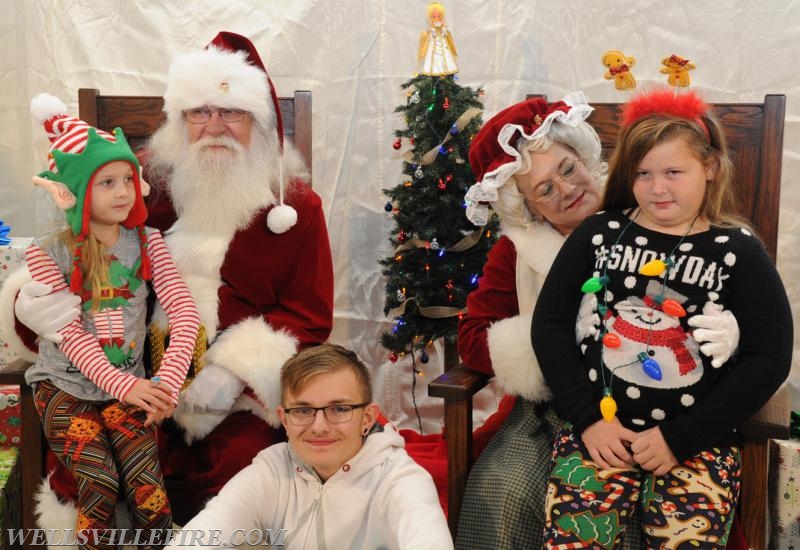 Breakfast with Santa on December 2, 2017. photos by curt werner