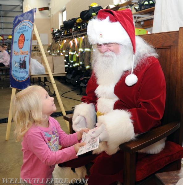 Breakfast with Santa on December 2, 2017. photos by curt werner