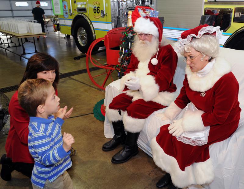 Breakfast with Santa on Saturday, December 5, 2015.  photos by curt werner