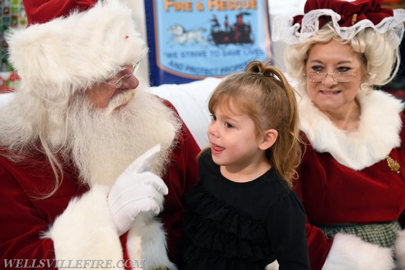 Breakfast with Santa on Saturday, December 3, 2016.  photos by curt werner