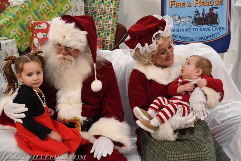 Breakfast with Santa on Saturday, December 3, 2016.  photos by curt werner