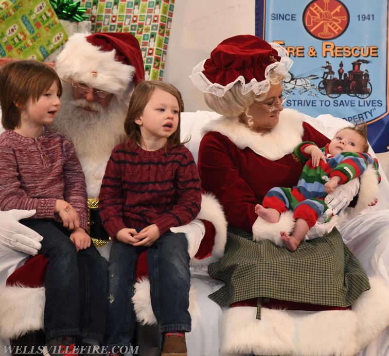 Breakfast with Santa on Saturday, December 3, 2016.  photos by curt werner