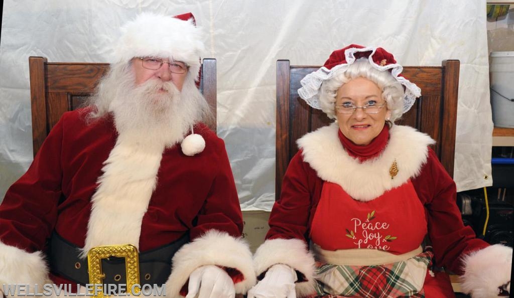 12/01/18 Breakfast with Santa, photos by Curt Werner.