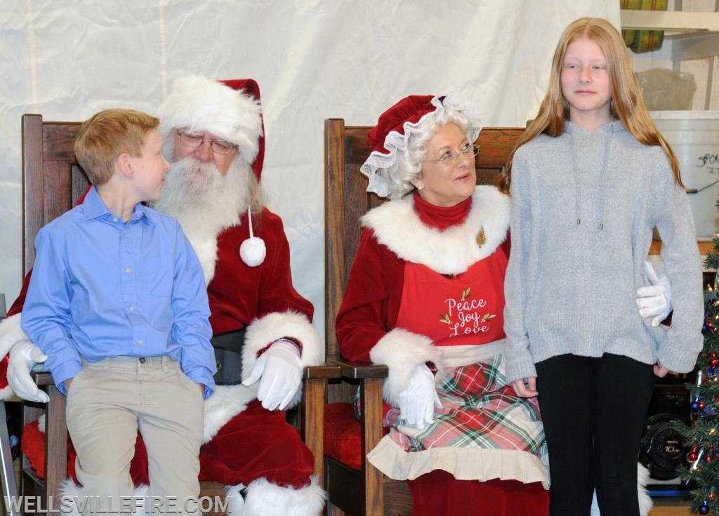 12/01/18 Breakfast with Santa, photos by Curt Werner.