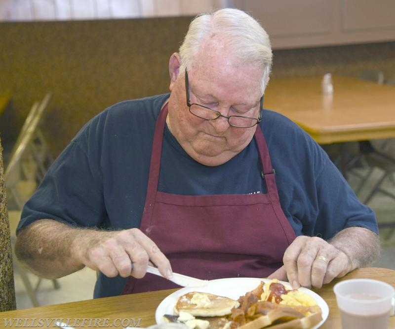 Breakfast with Santa on Saturday, December 3, 2016.  photos by curt werner