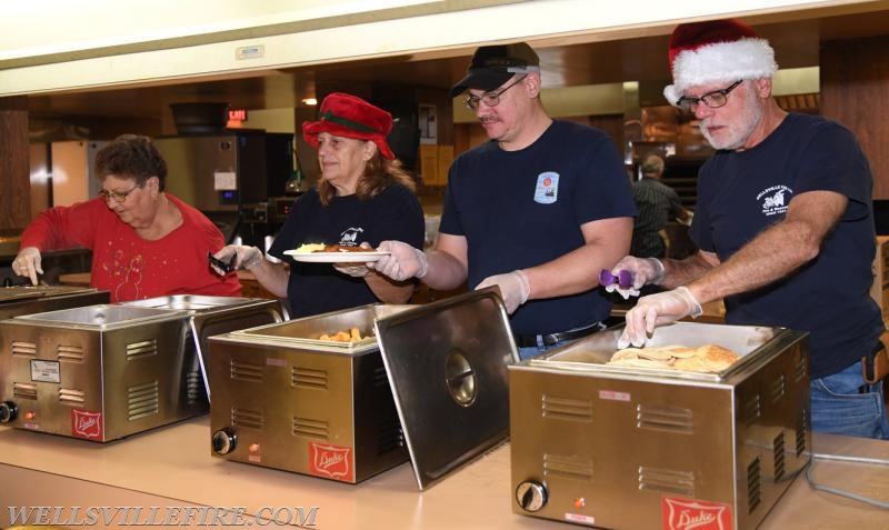 Breakfast with Santa on Saturday, December 3, 2016.  photos by curt werner