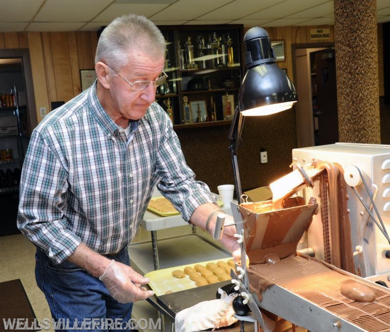 Monday, March 5, making Easter Eggs. photos by curt werner