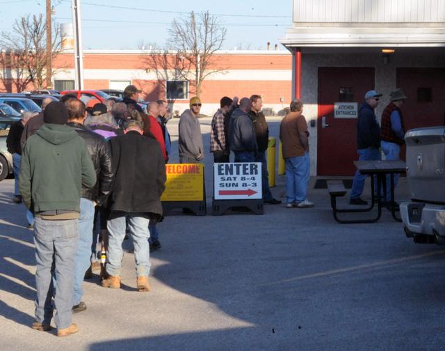 Gun show photos by Curt Werner