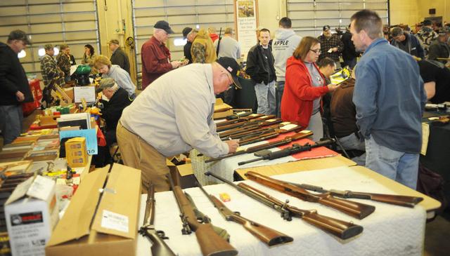 Gun show photos by Curt Werner