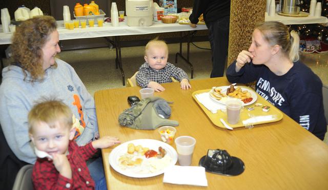 Breakfast with Santa, Dec. 1st. Photos by Curt Werner