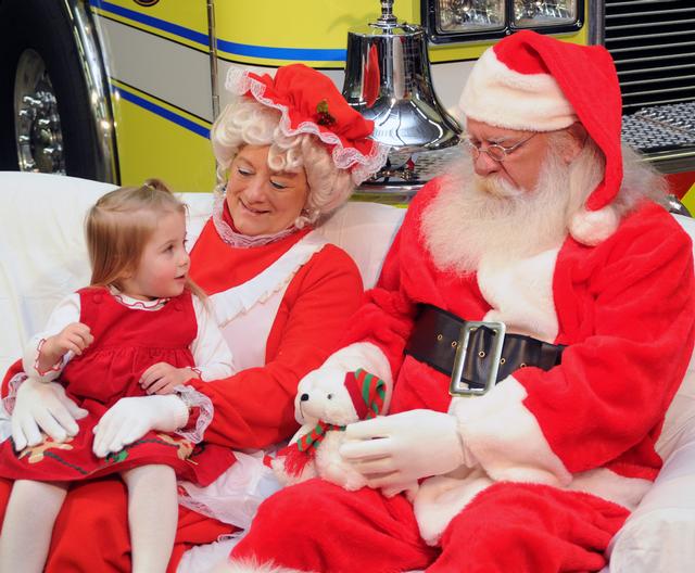 Breakfast with Santa, Dec. 1st. Photos by Curt Werner