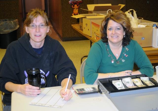 Breakfast with Santa, Dec. 1st. Photos by Curt Werner